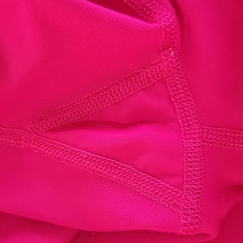 Yogalicious Vibrant Pink Leggings, Capri W Detail - Picture 5 of 6